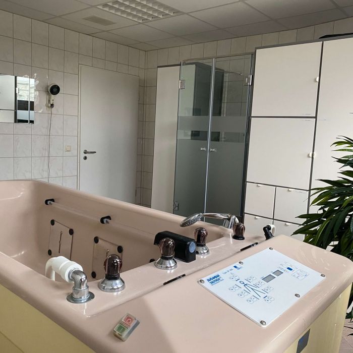Physiotherapie A. Steinbacher - Stangerbad / Hydroelektrisches Bad / Zellenbad